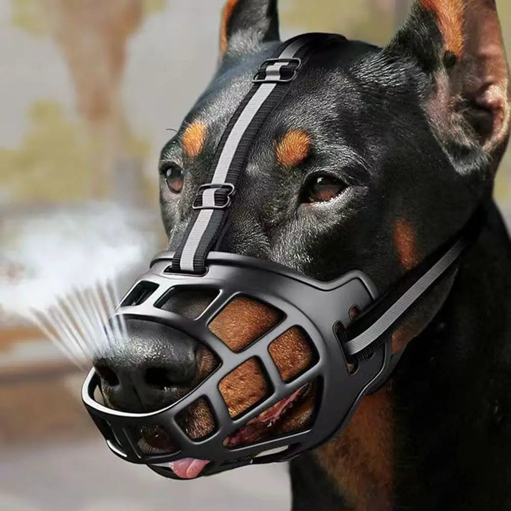 Adjustable Dog Muzzle Breathable Plastic Mouth Cover With Reflective Strip